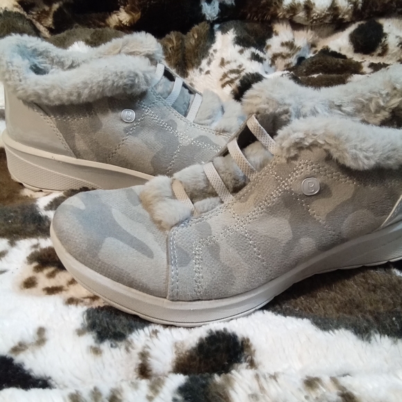 Bzees Gray Faux-Fur Camo Slip-On Sneakers - Picture 2 of 3